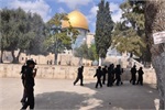 التحذير من سيطرة إسرائيل على المسجد الأقصى