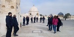 إغلاق مسجد "قبة الصخرة" بعد محاولة شرطي إسرائيلي اقتحامه
