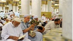 القرآن يرتّل بأكثر من 12 لغة في المسجد النبوي