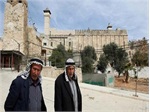 Israel settlers desecrate Ibrahimi Mosque in West Bank