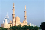 75 من مشاهير القرّاء تستضيفهم مساجد دبي